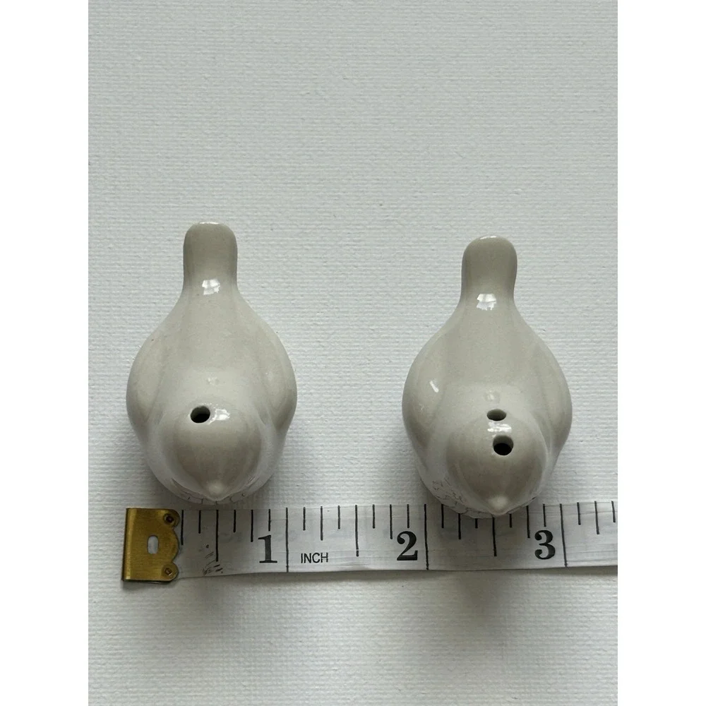 MCM Minimalist White Porcelain Love Bird Salt & Pepper Shakers Set EUC